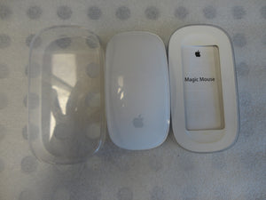 Apple MacBook Pro ( 15-inch, Late 2011) with apple wireless keyboard & apple magic mouse